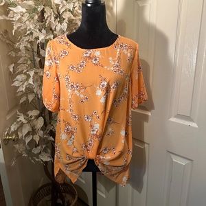 Simply Irresistible Floral  High Low Top Tunic NWT Size Small
